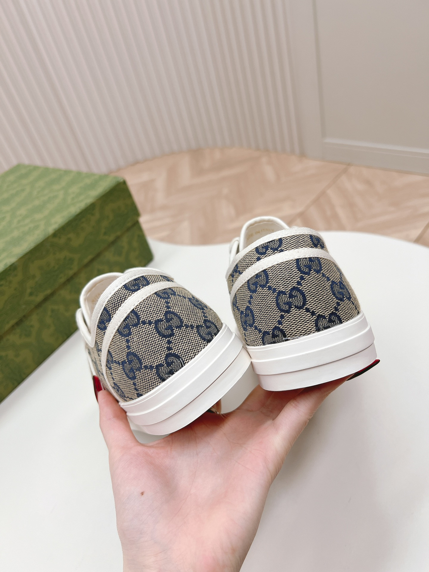 ua G*u*i gg sneaker