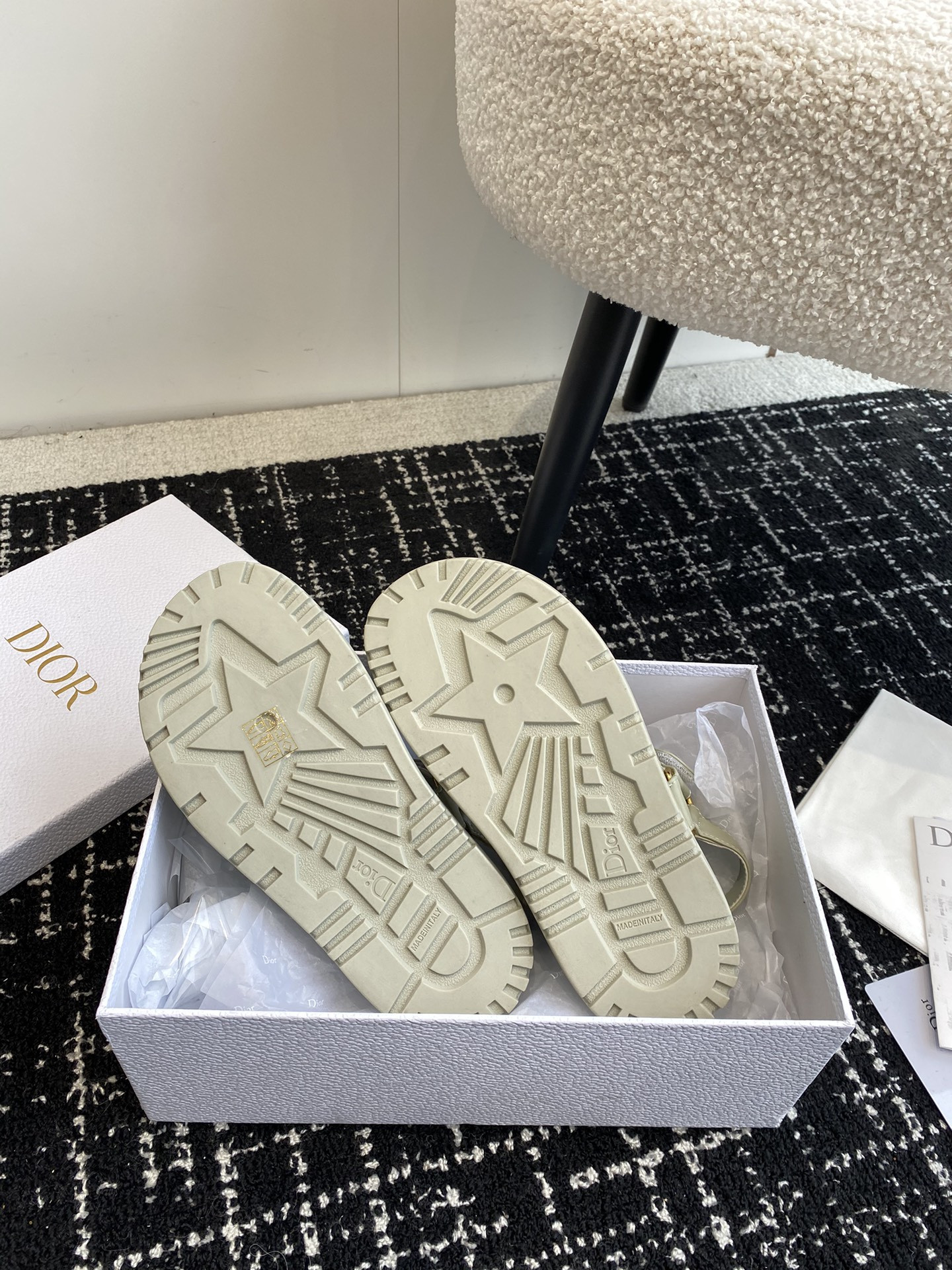 UA D-Wave Sandal