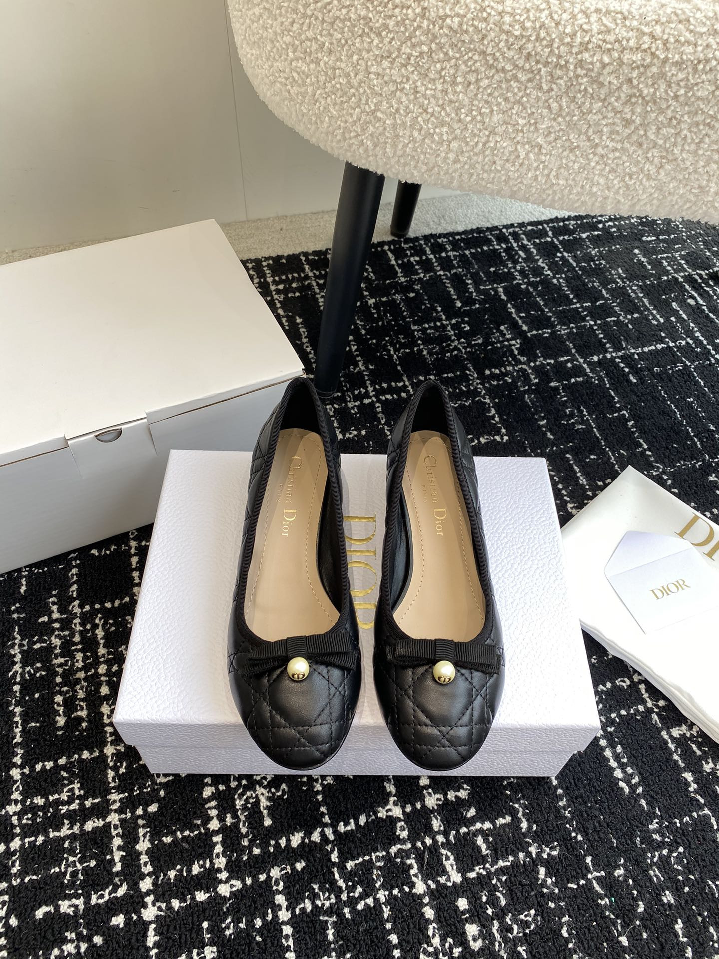 ua D*or ballet pump black