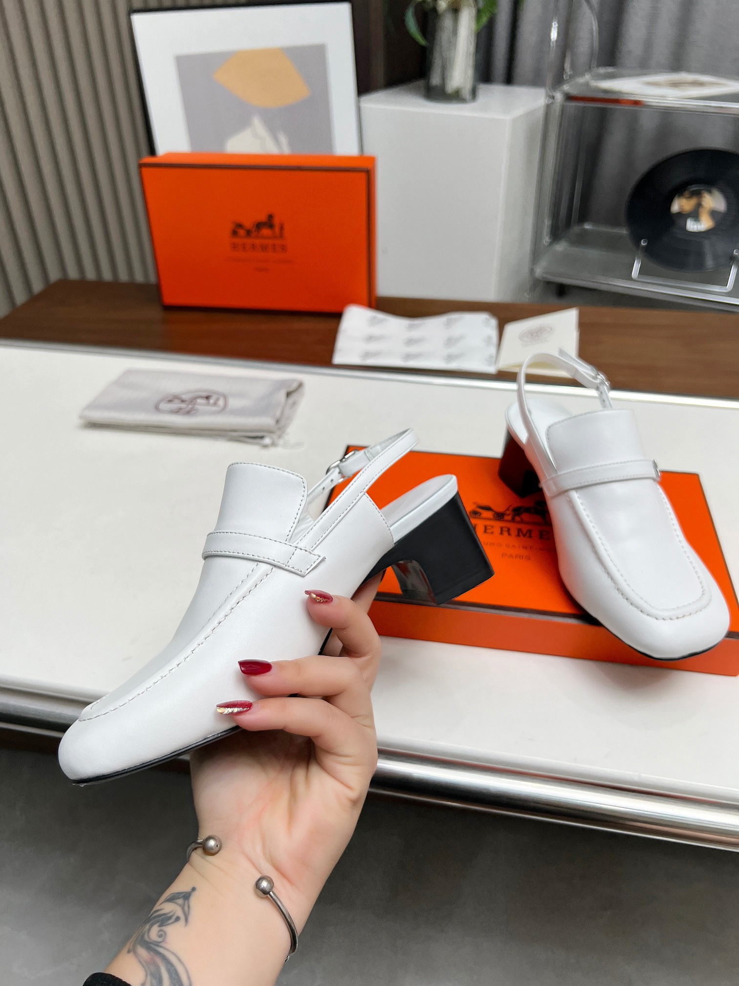 ua H**me5 infinie 50 pump
