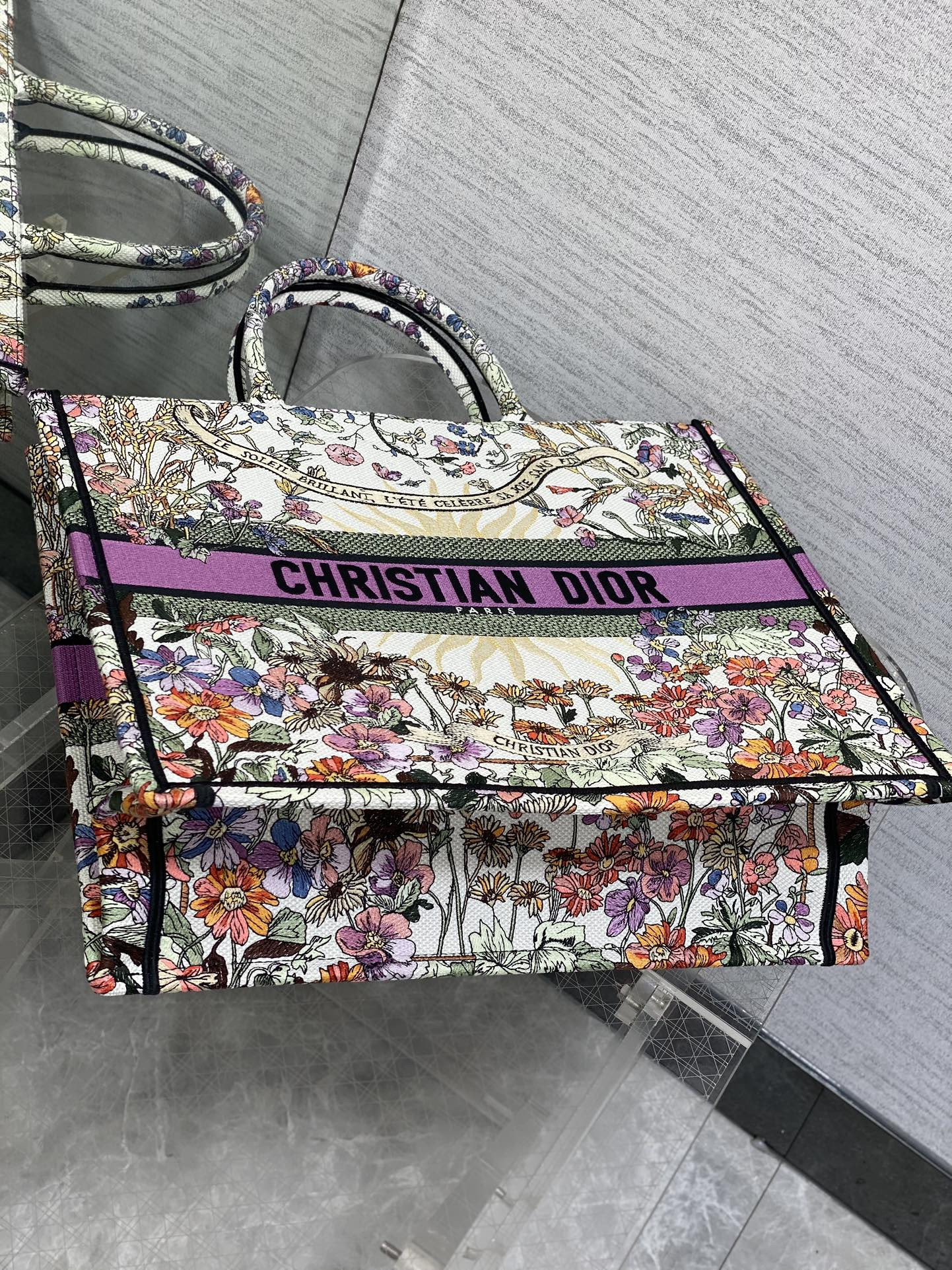 D*or book tote  ecru multicolor D*or 4 saisons Été soleil embroidery 42 x18 x35cm