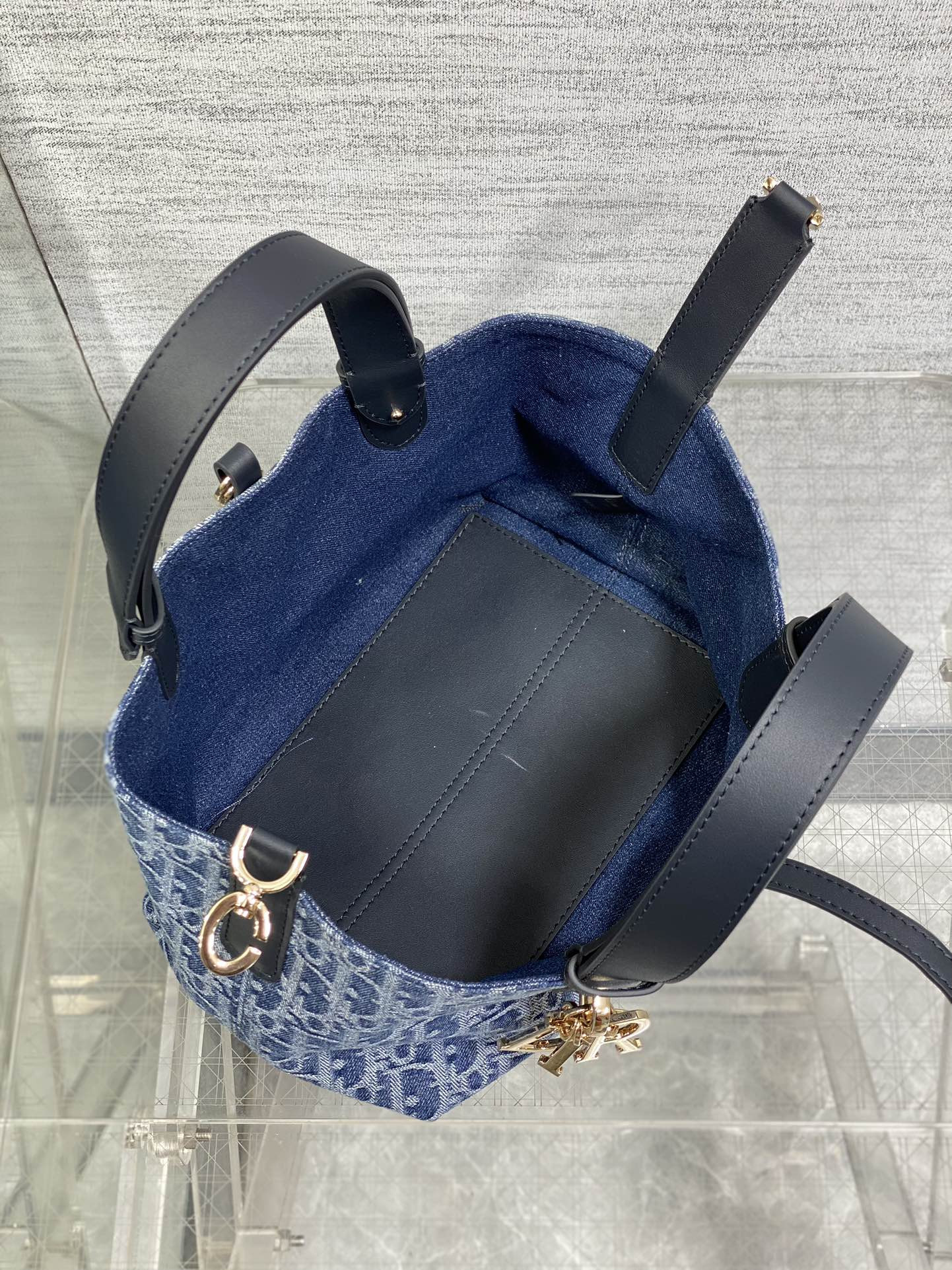 small d*or toujours bag  blue De*1m d*or oblique jacquard 23 x15 x15cm