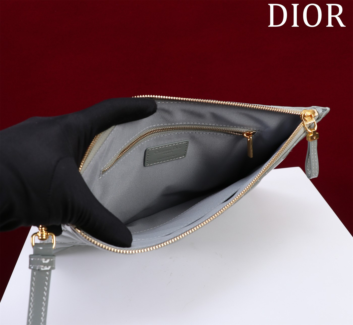large D*or caro daily pouch 30 x 21.5 cm
