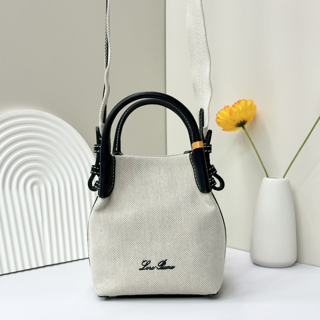L**o p*ana micro bale bag cotton, linen 23 x 16 x 14 cm