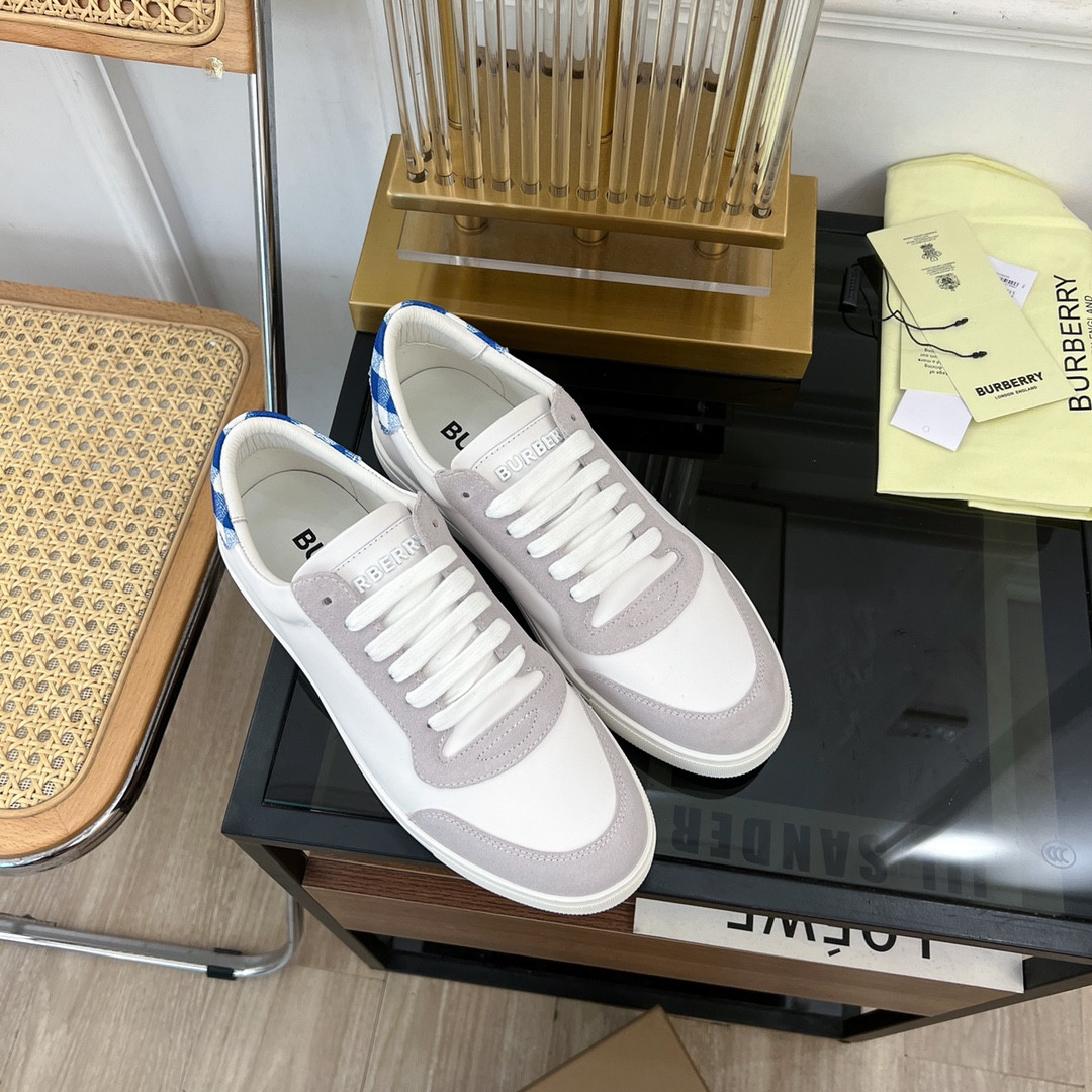 ua B**rry sneakers