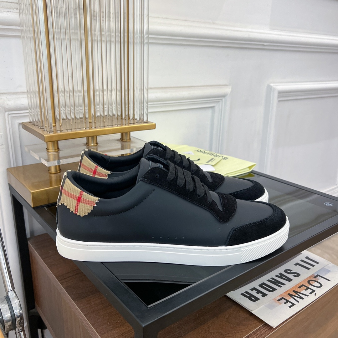 ua B**rry sneakers