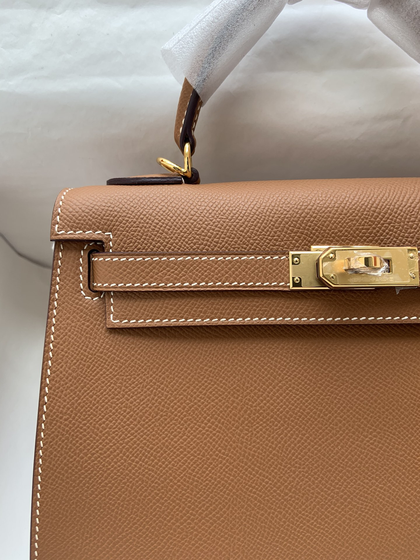 H**mes Kelly 25 Gold-tone Hardware