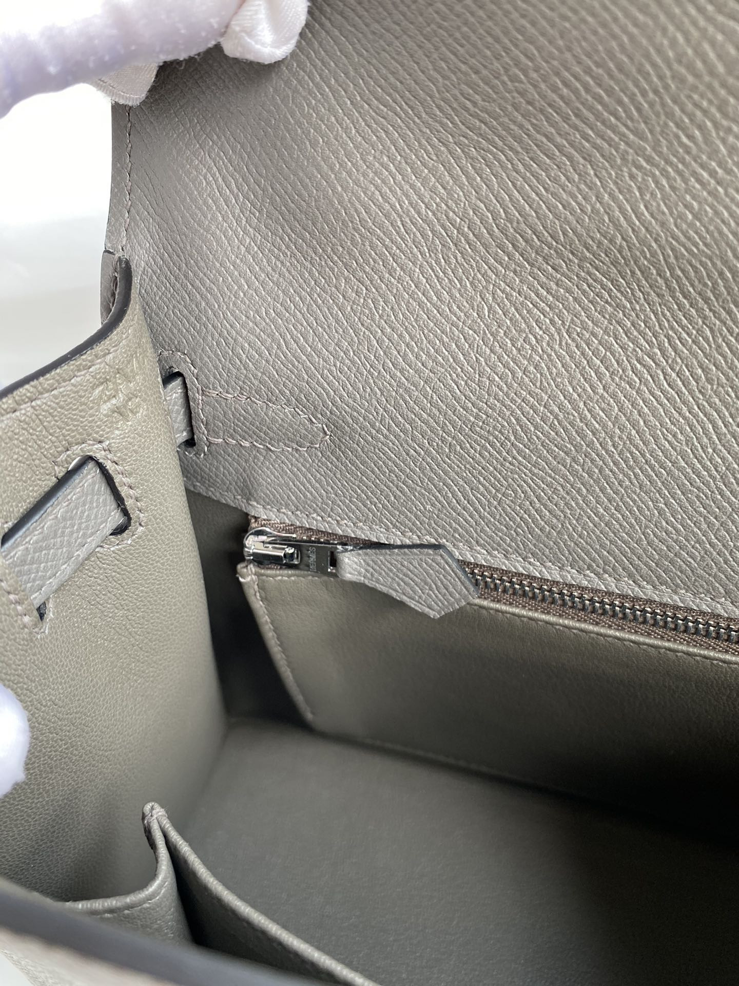 H**mes Kelly Silver-tone Hardware 25 28