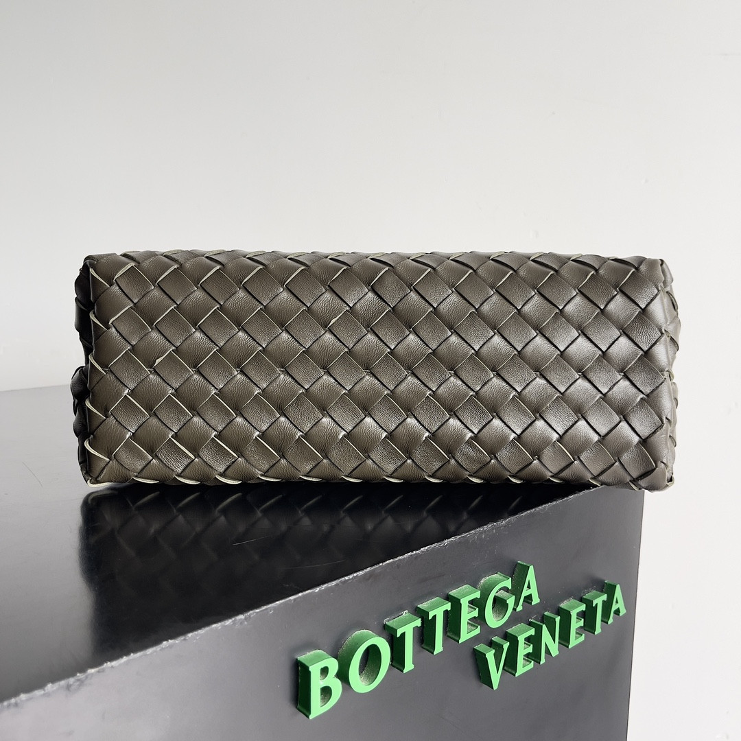bo*te*ga Ve*ne*ta medium andiamo 32x25x11cm
