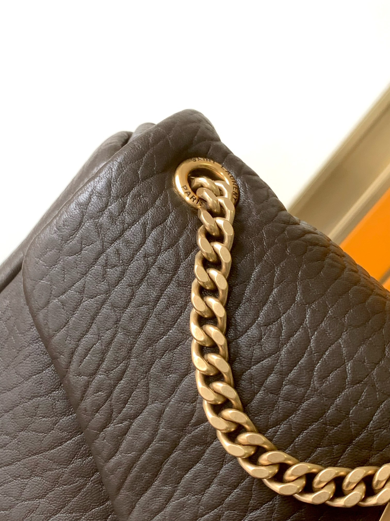 Y*L calypso small in  plunged lambskin  26x14x7cm