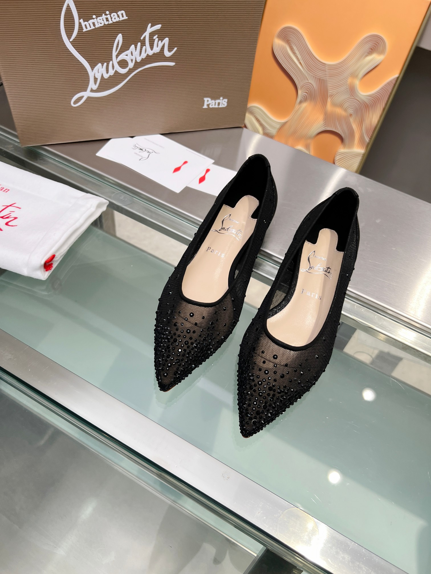 ua ch**an louboutin cl red-botT0m shoes
