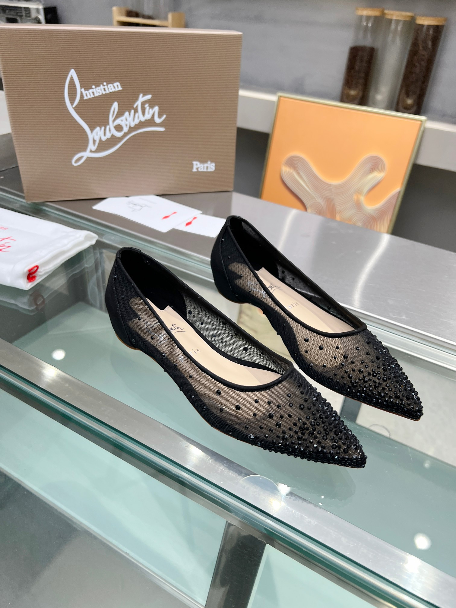 ua ch**an louboutin cl red-botT0m shoes