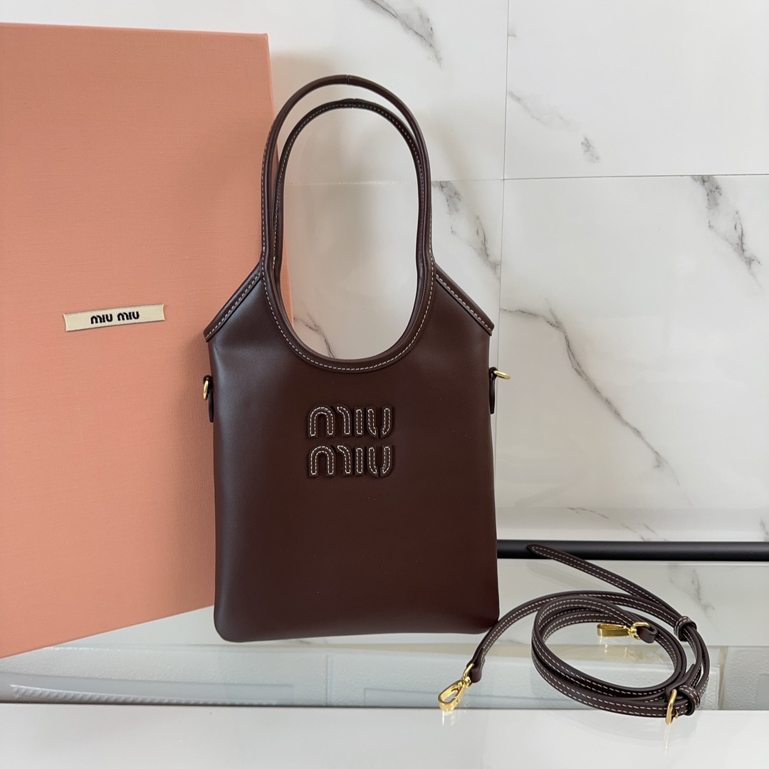 M1v M1v ivy leather handbag 20x 24 cm