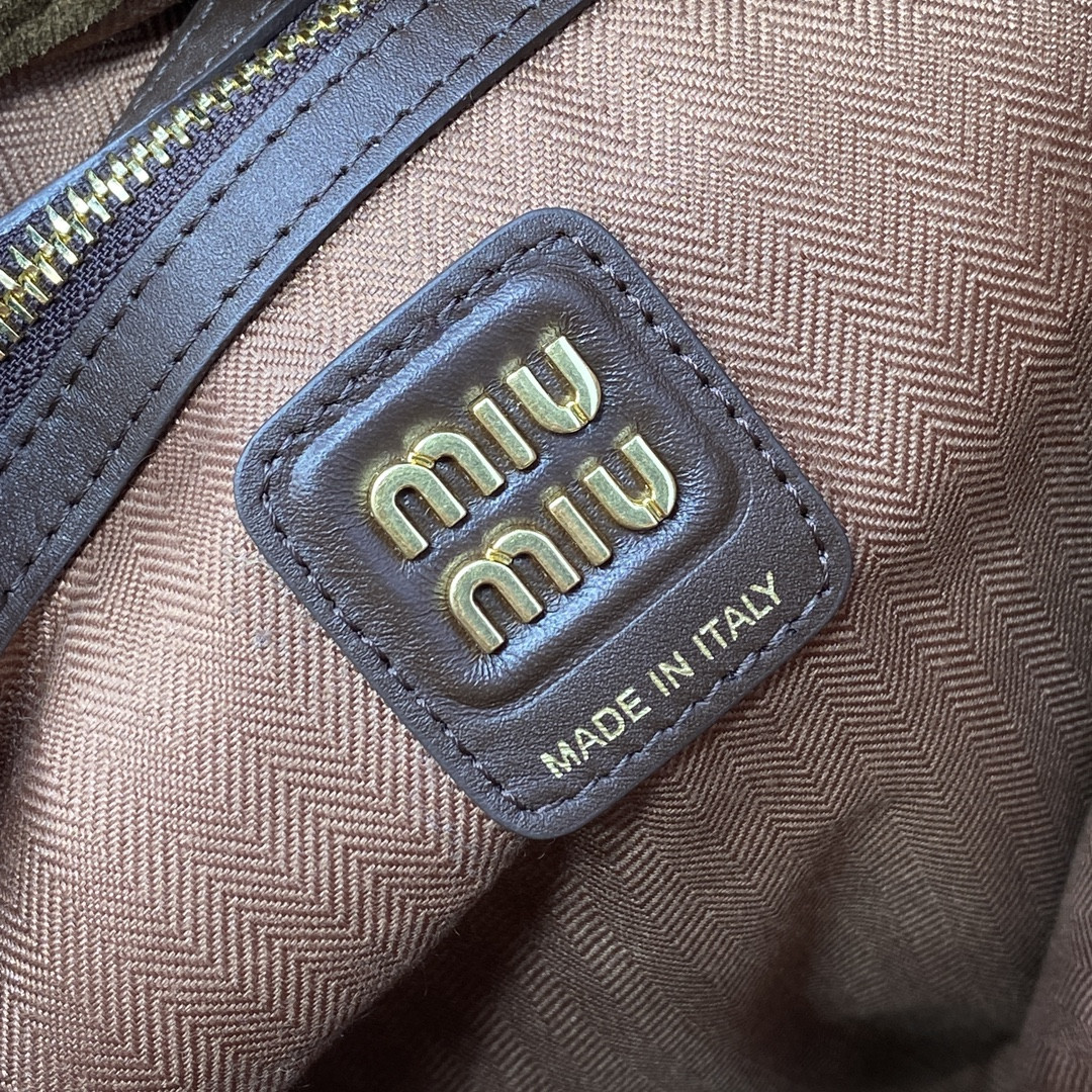 M1v M1v ivy suede bag 40x35cm