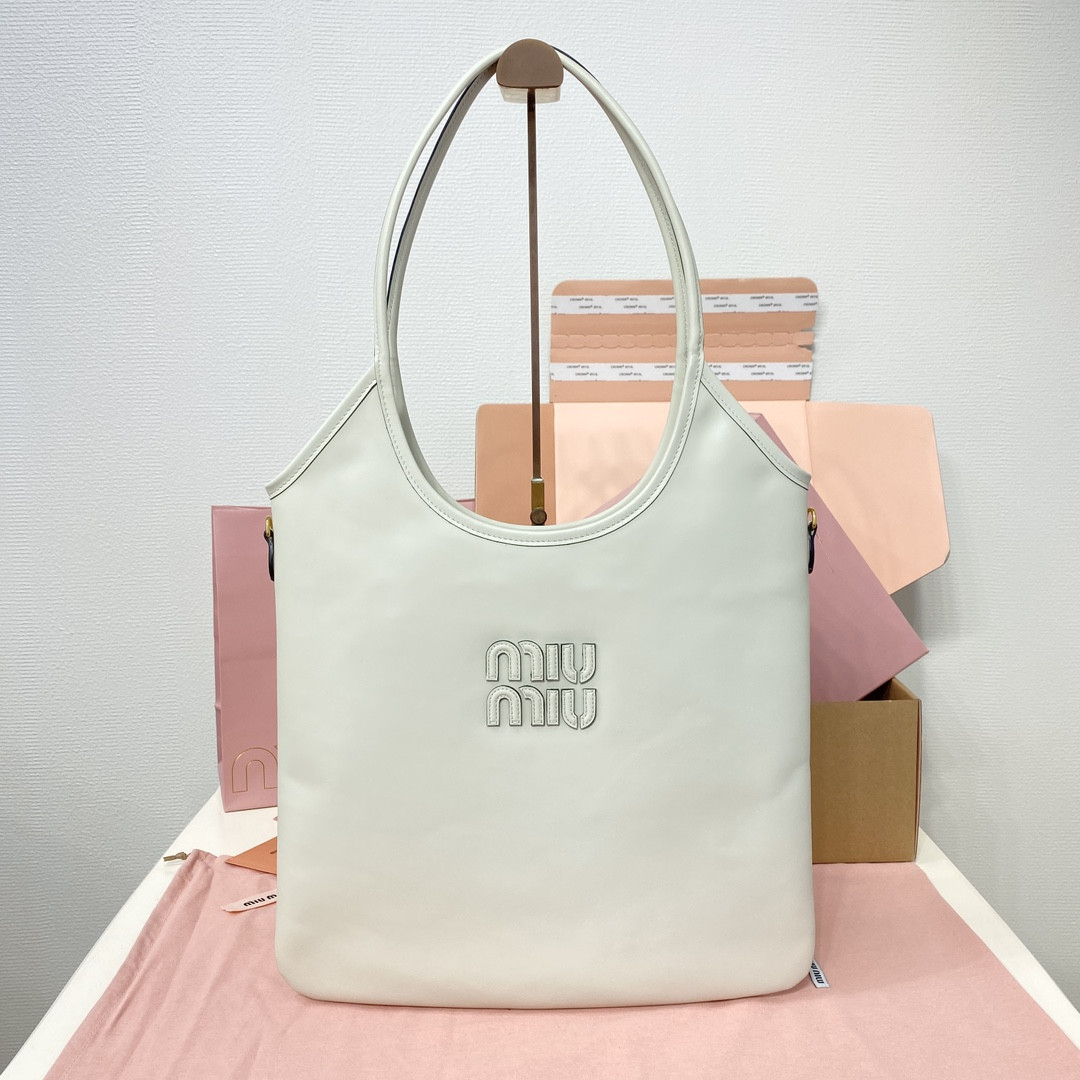 M1v M1v ivy leather bag 40x35cm