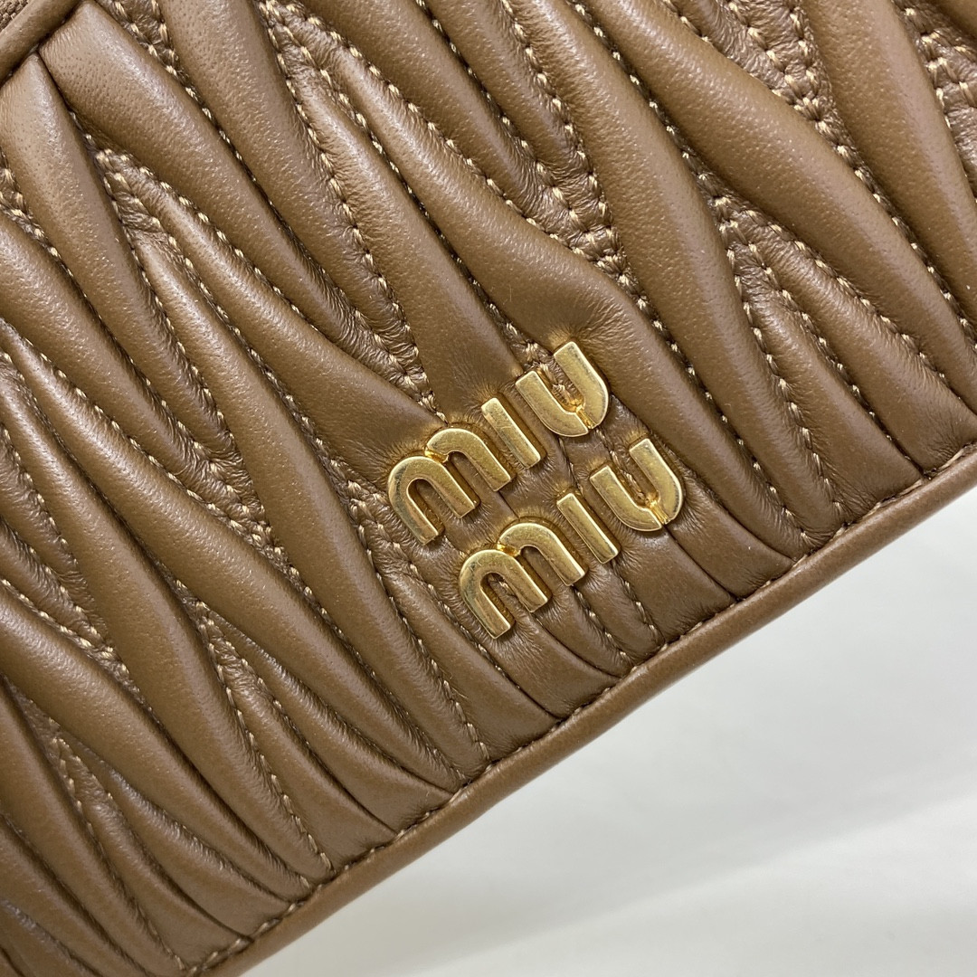 M1v M1v matelassé nappa leather card holder 8x15cm