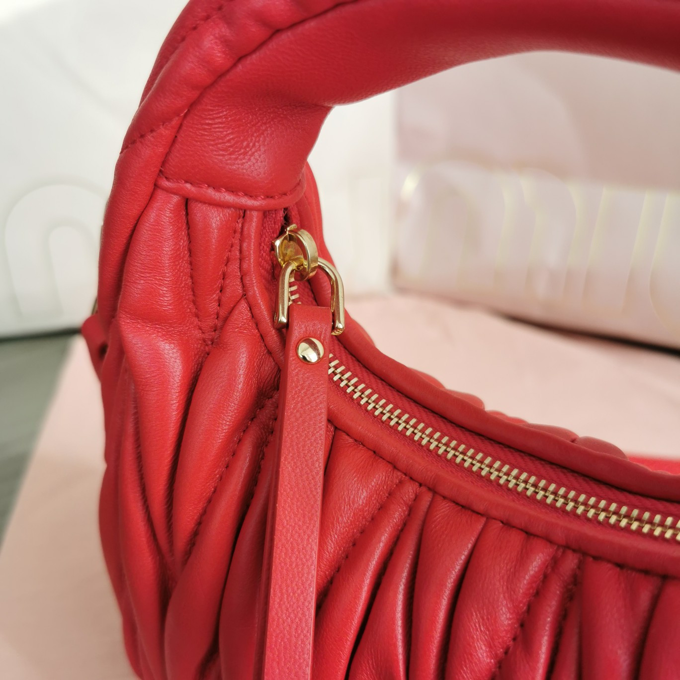 M1v M1v wander matelassé nappa leather hobo mini-bag 14x17.5x5.5cm