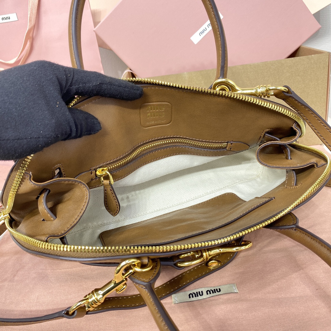 M1v M1v aventure nappa leather top-handle bag 17x33x11cm
