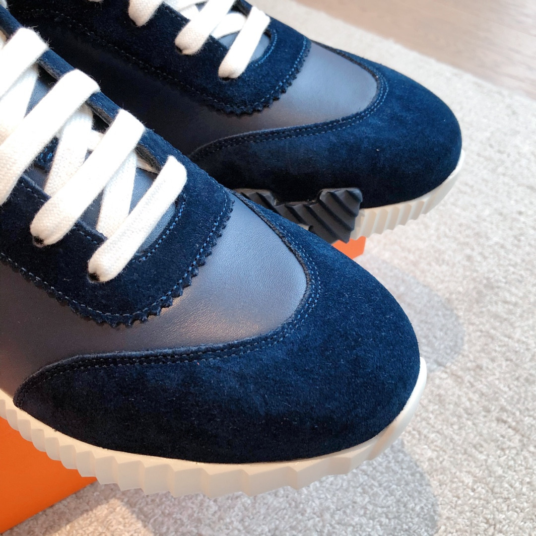 ua H**me5 bouncing sneaker