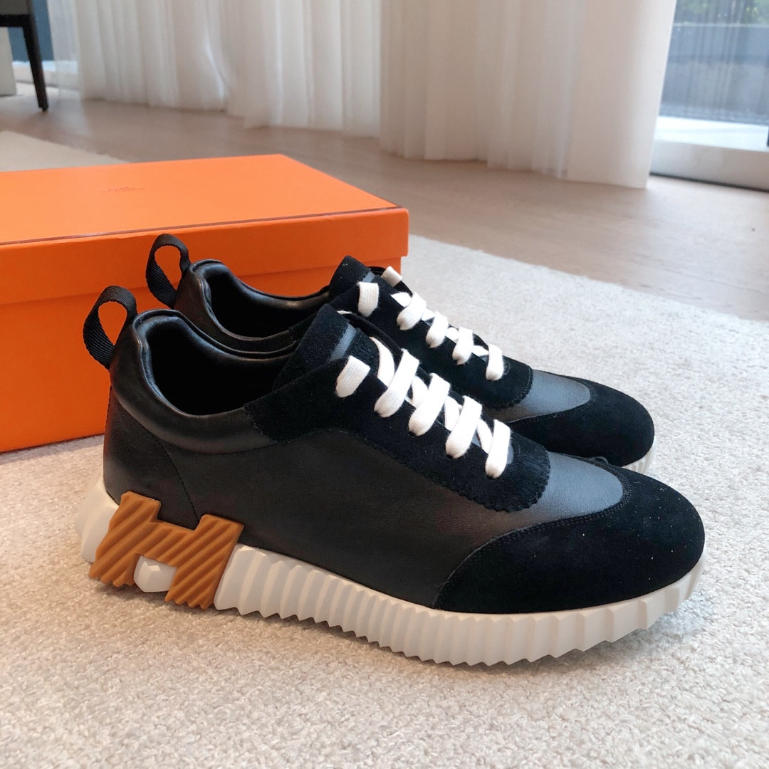 ua H**me5 bouncing sneaker