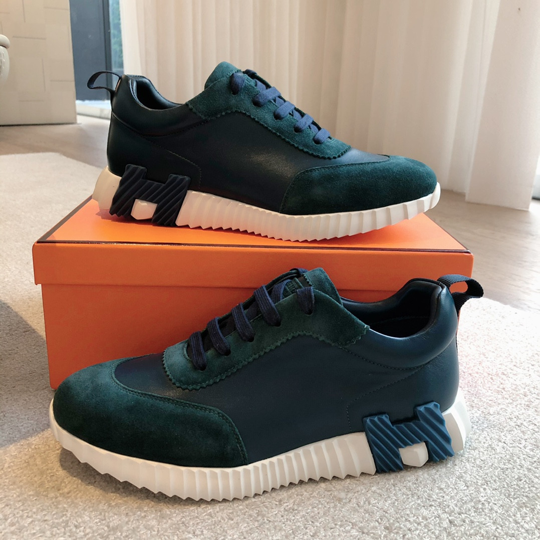 ua H**me5 bouncing sneaker