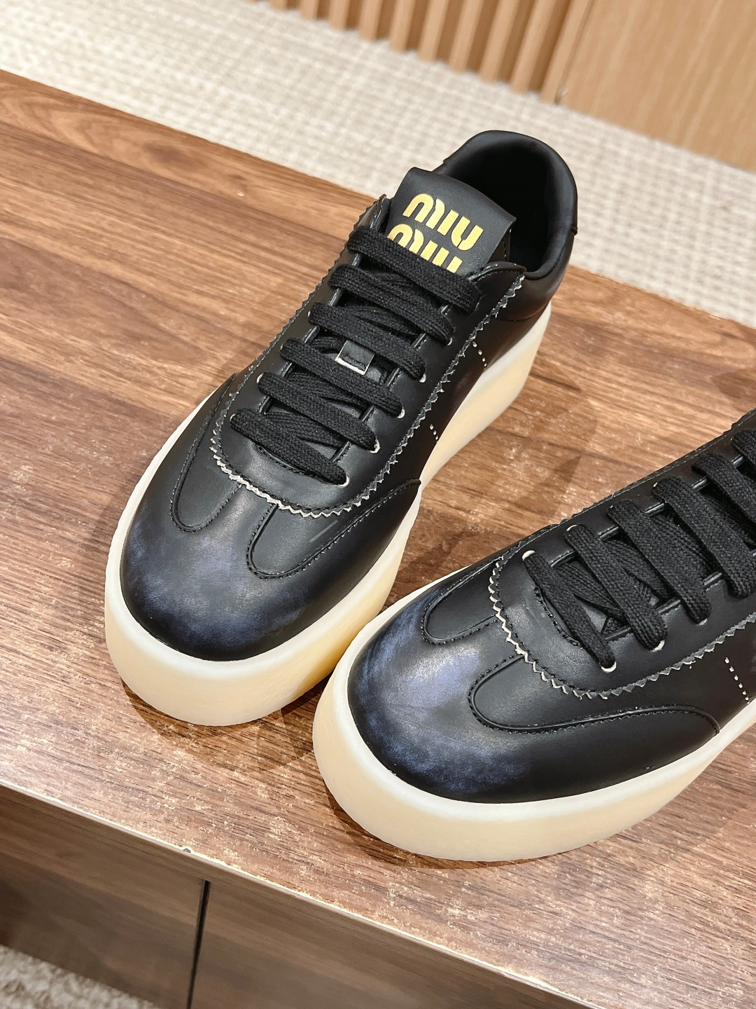 ua M1v M1v sneakers