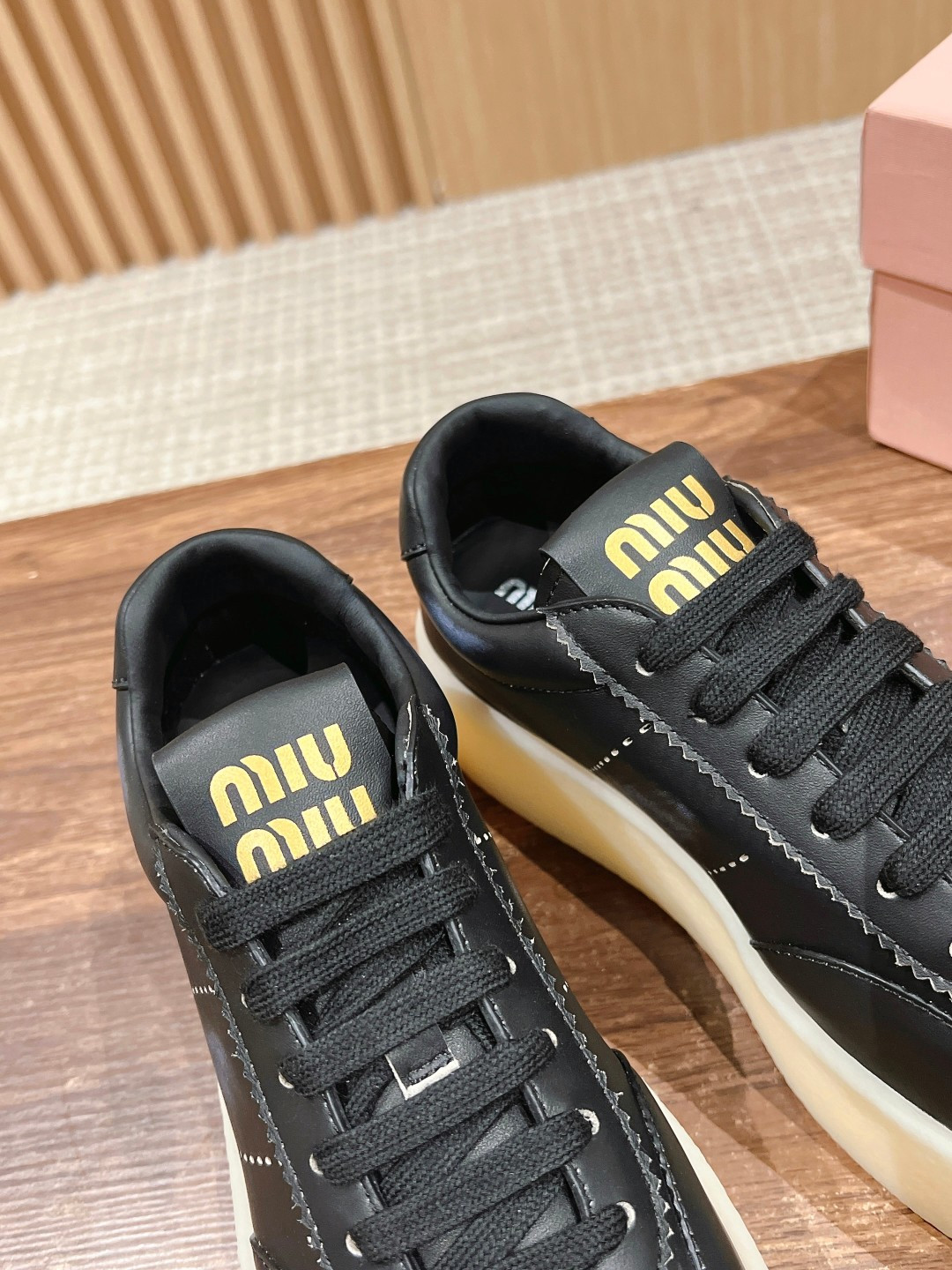ua M1v M1v sneakers