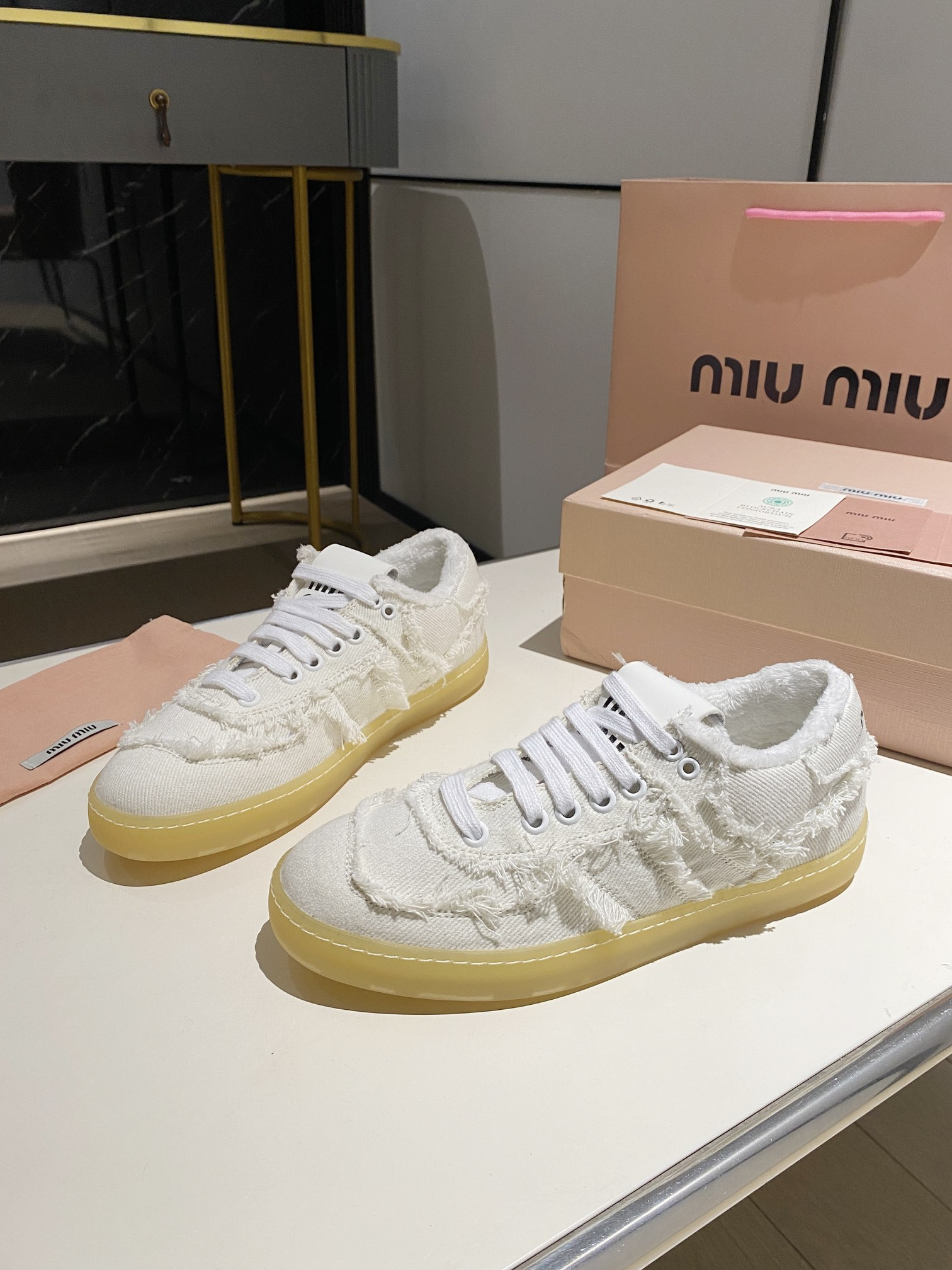 ua M1v M1v sneakers