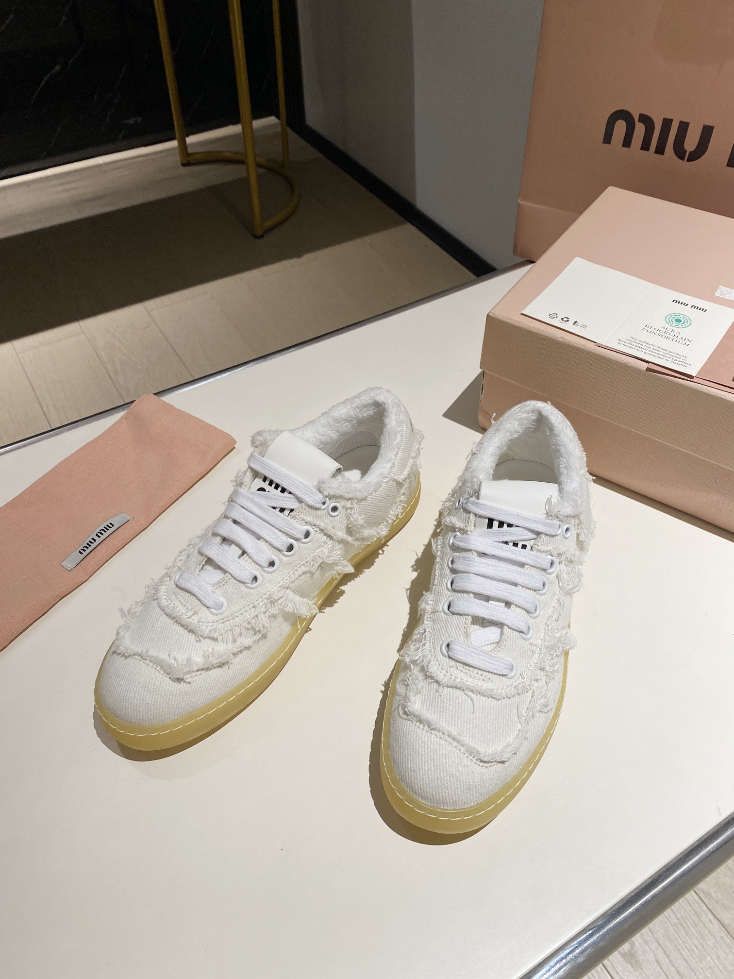 ua M1v M1v sneakers
