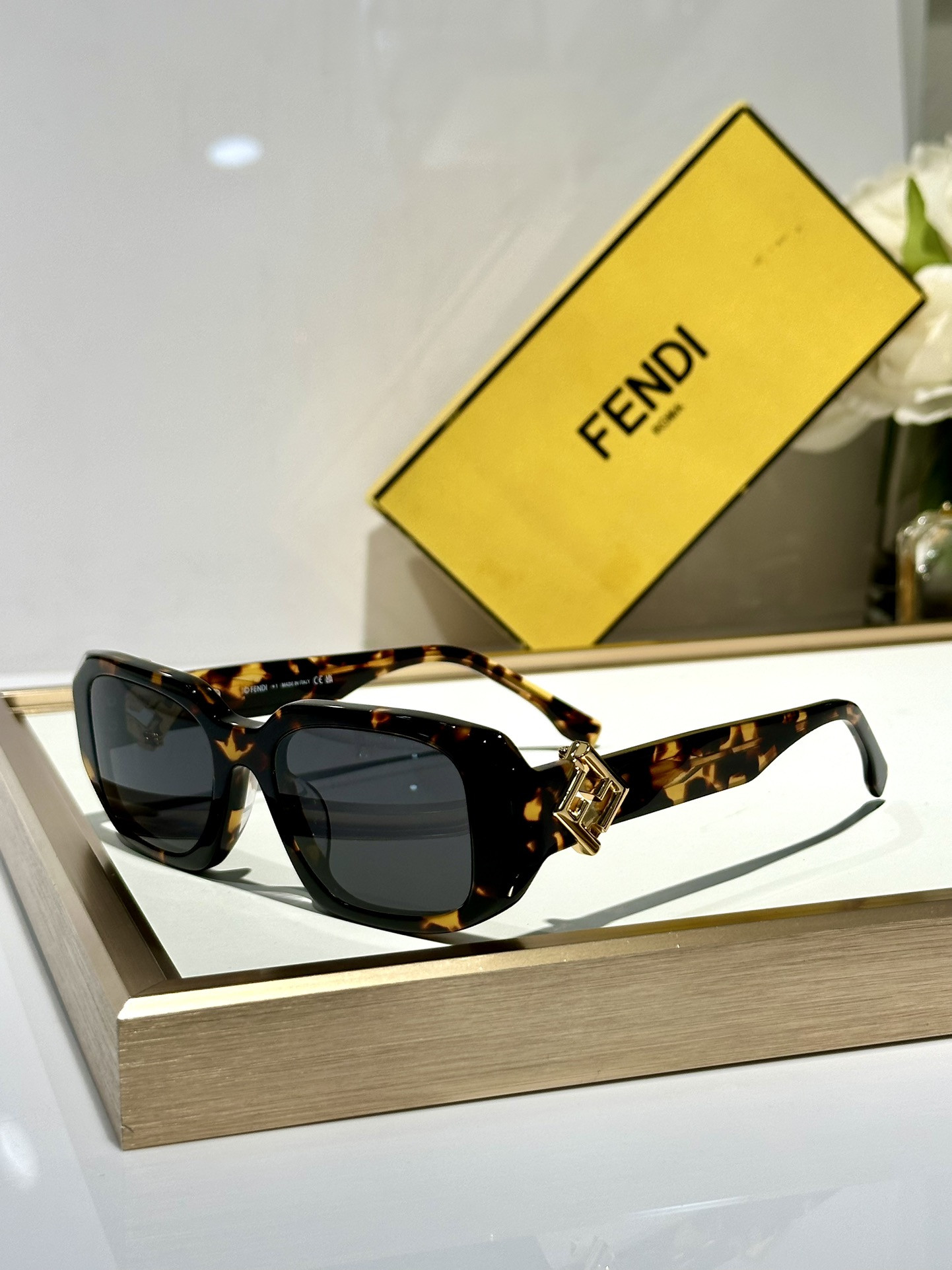 F**di glasses fe40151u 50-21-135