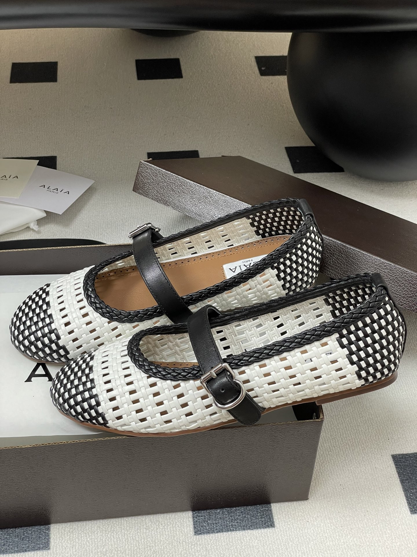 ua alaïa hollow woven mary jane flats(cusT0mized size 7-10 days production time)