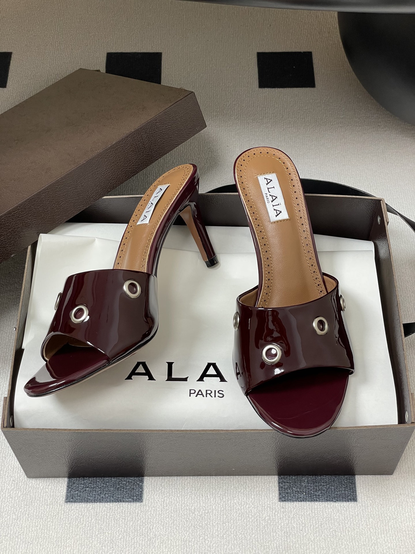 ua a1a1a ring eyelets slippers 7cm heel(cusT0mized size 7-10 days production time)