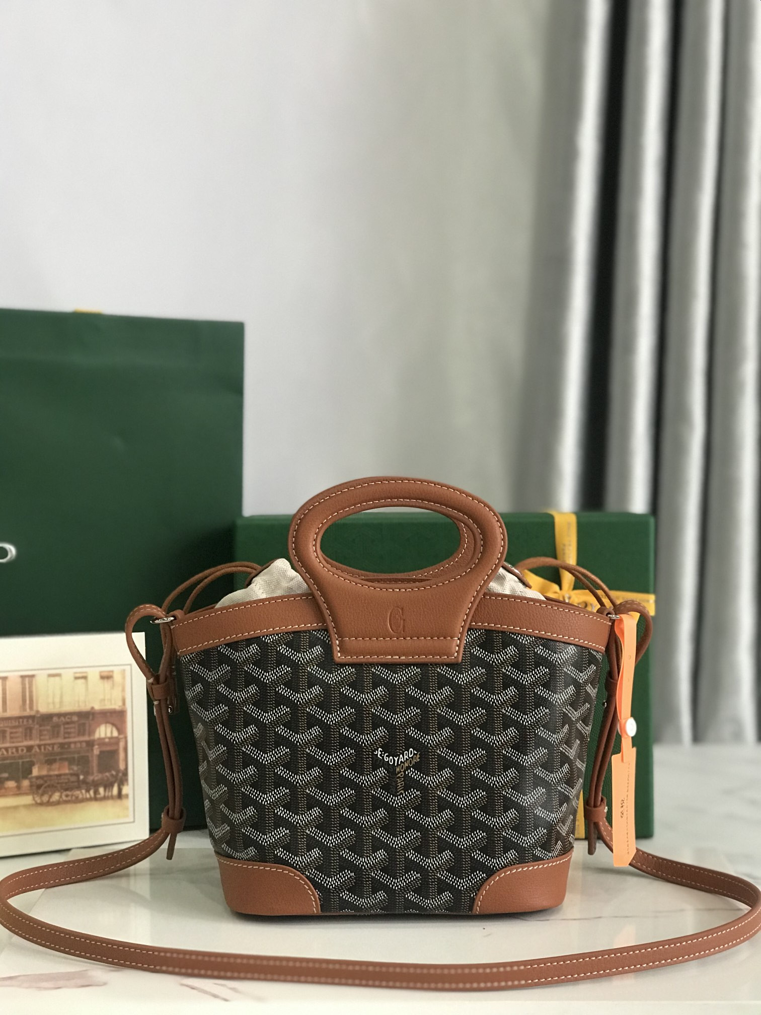 Go*ard beluga mini bag 23x8x18.5cm