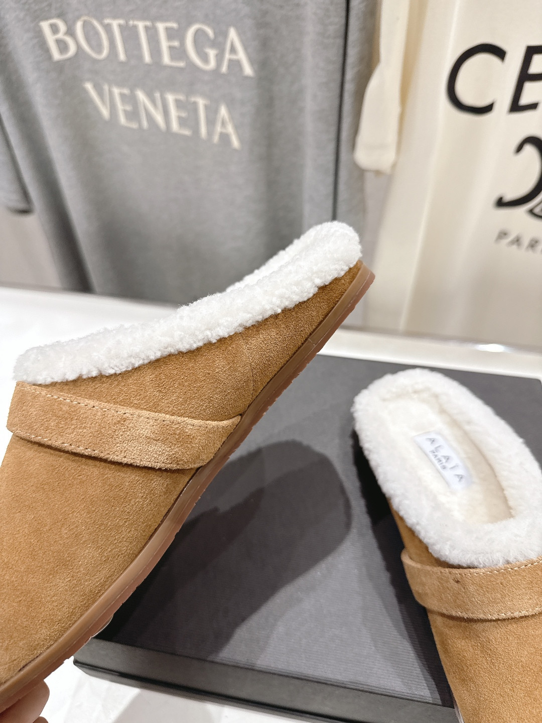 ua A1a1a flat mules