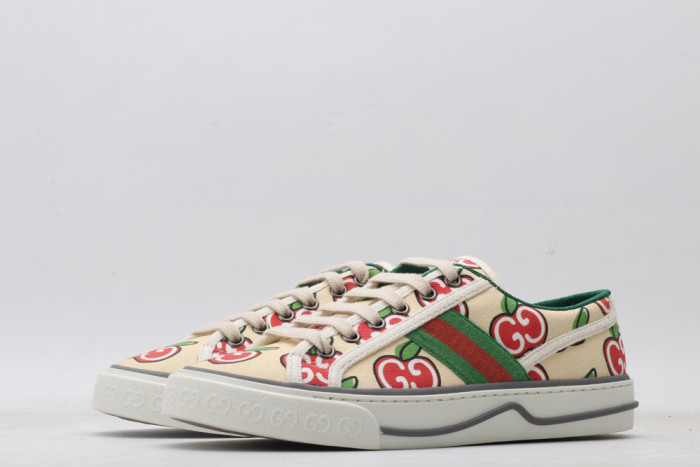G*u*i low-top sneaker