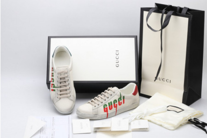 G*u*i ace embroidered low-top sneaker 576137 a38v0 9090