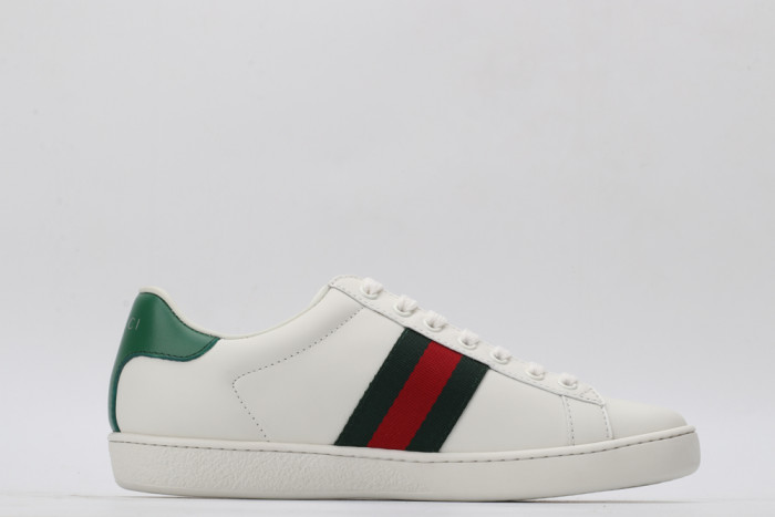 G*u*i low-top sneaker