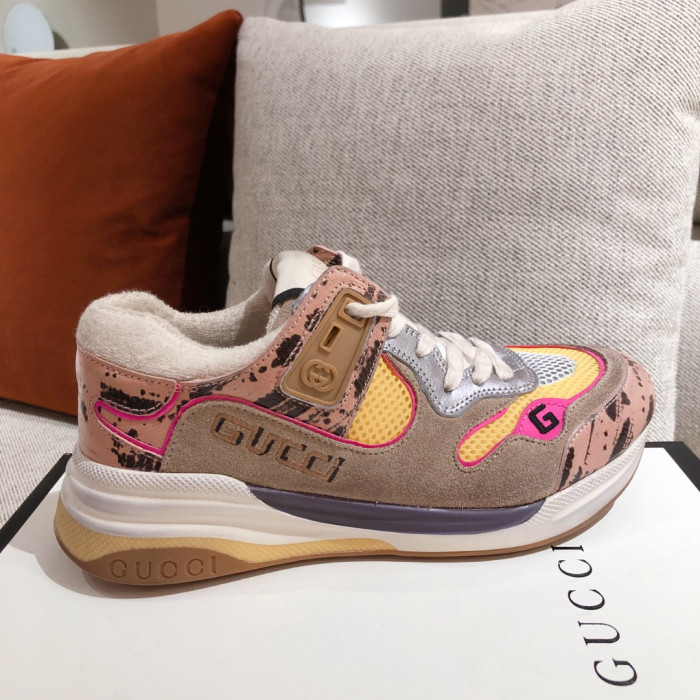 G*u*i mid sneaker