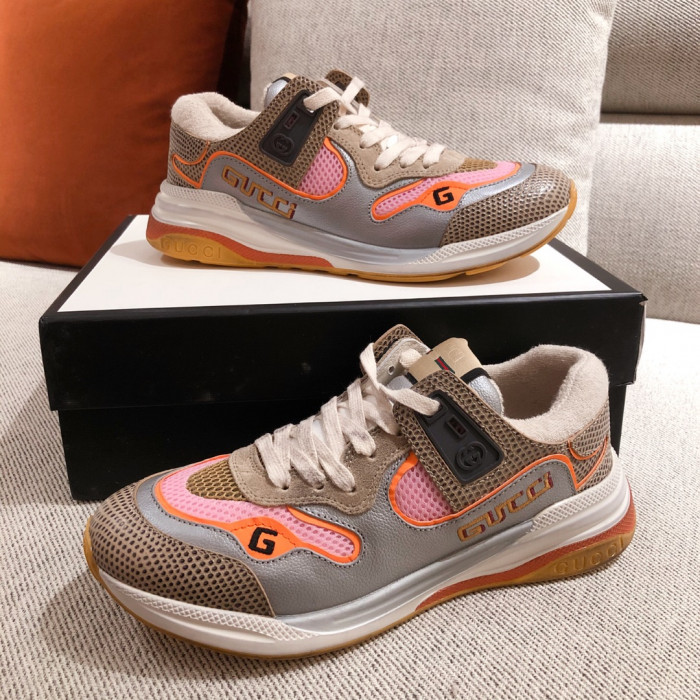G*u*i mid sneaker
