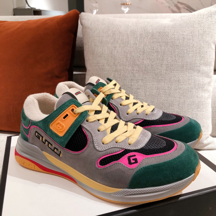 G*u*i mid sneaker