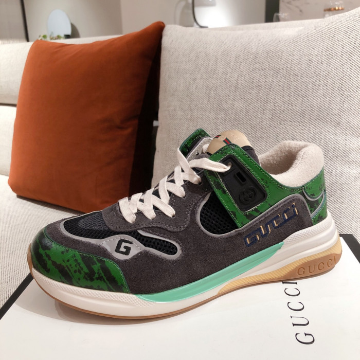 G*u*i mid sneaker