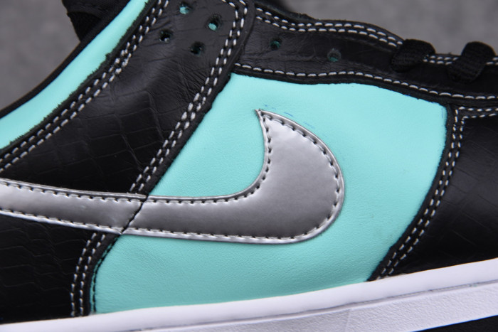 nike dunk sb low di*m*nd S*pply co. "t*f*ny" 304292-402