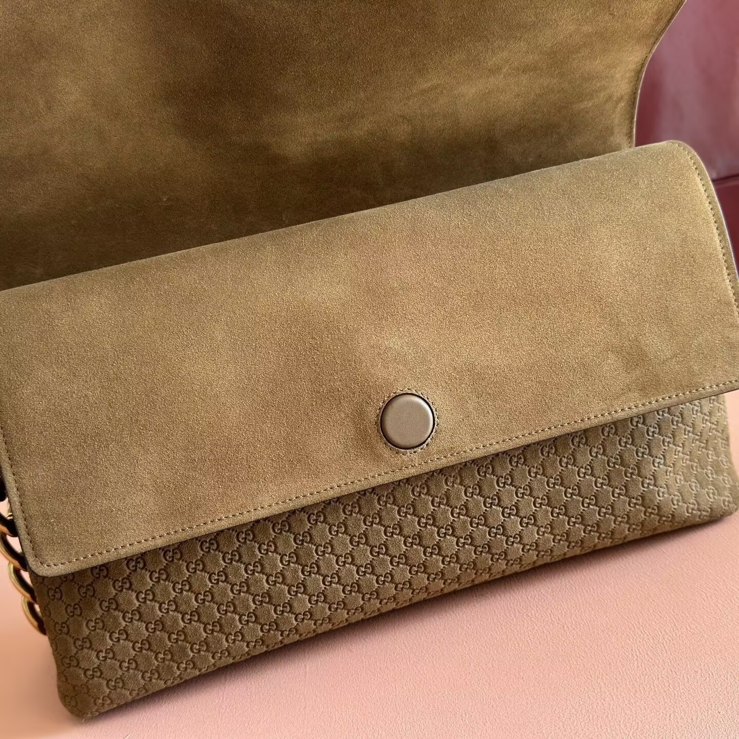 Gvc*1 large shoulder bag with chain 36x19.5x9.5cm