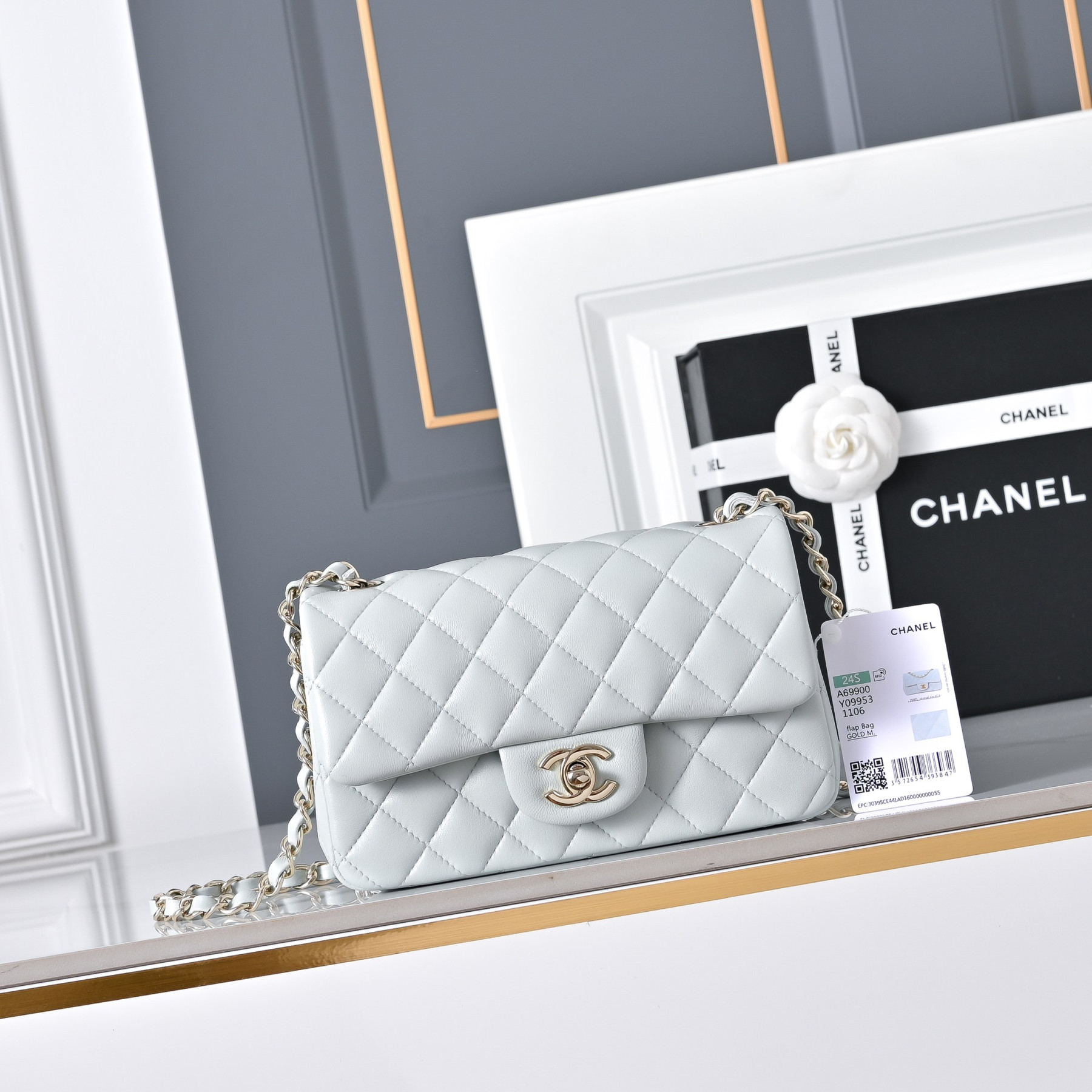 Ch**el mini flap bag 20x12x6.5cm