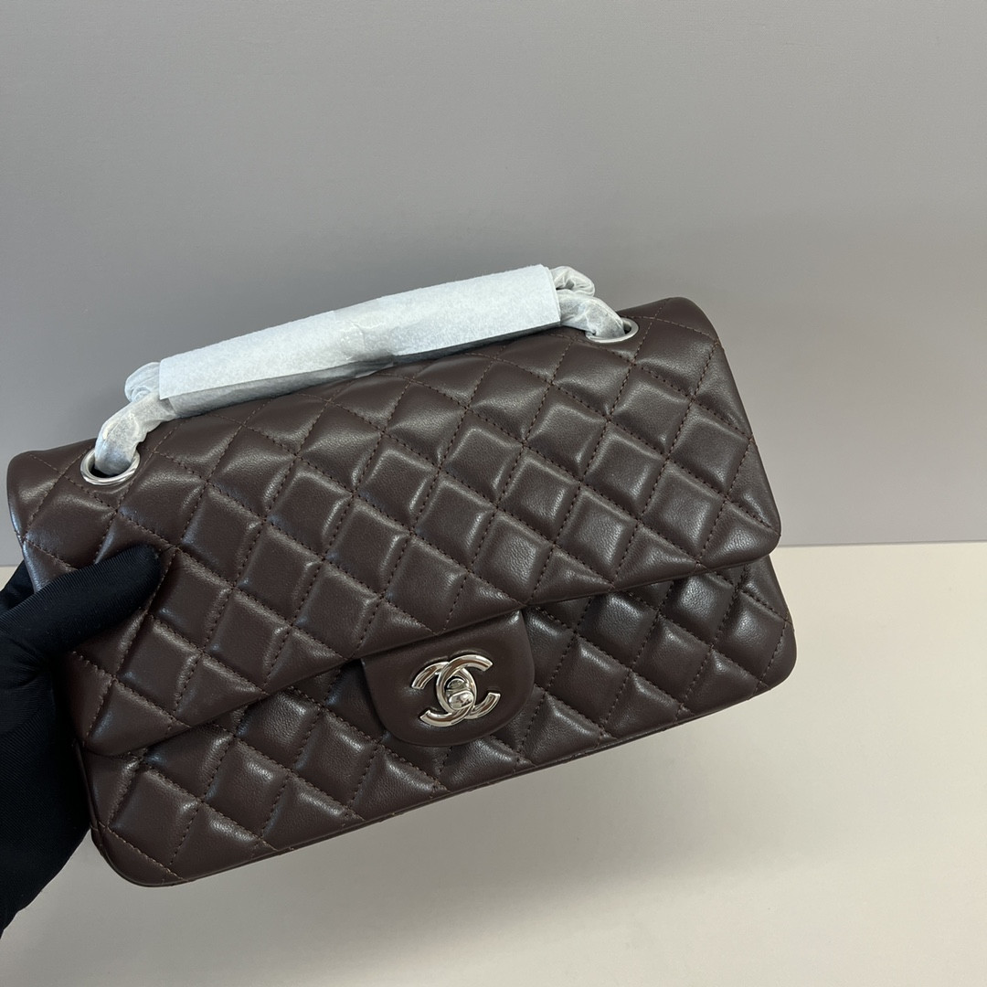 Ch**el classic flap bag 15x25.5x6cm