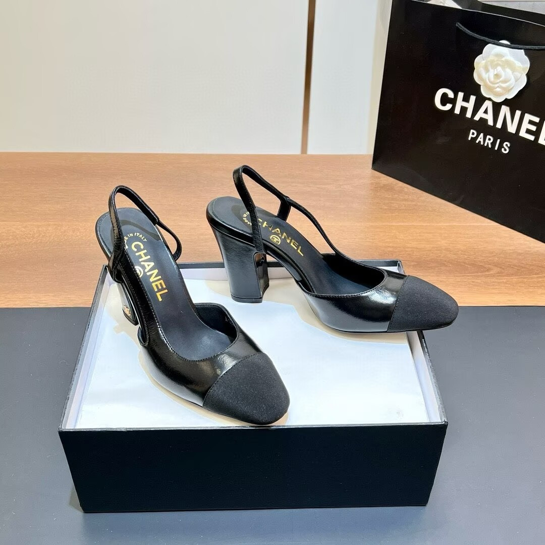 ua Ch**el slingbacks