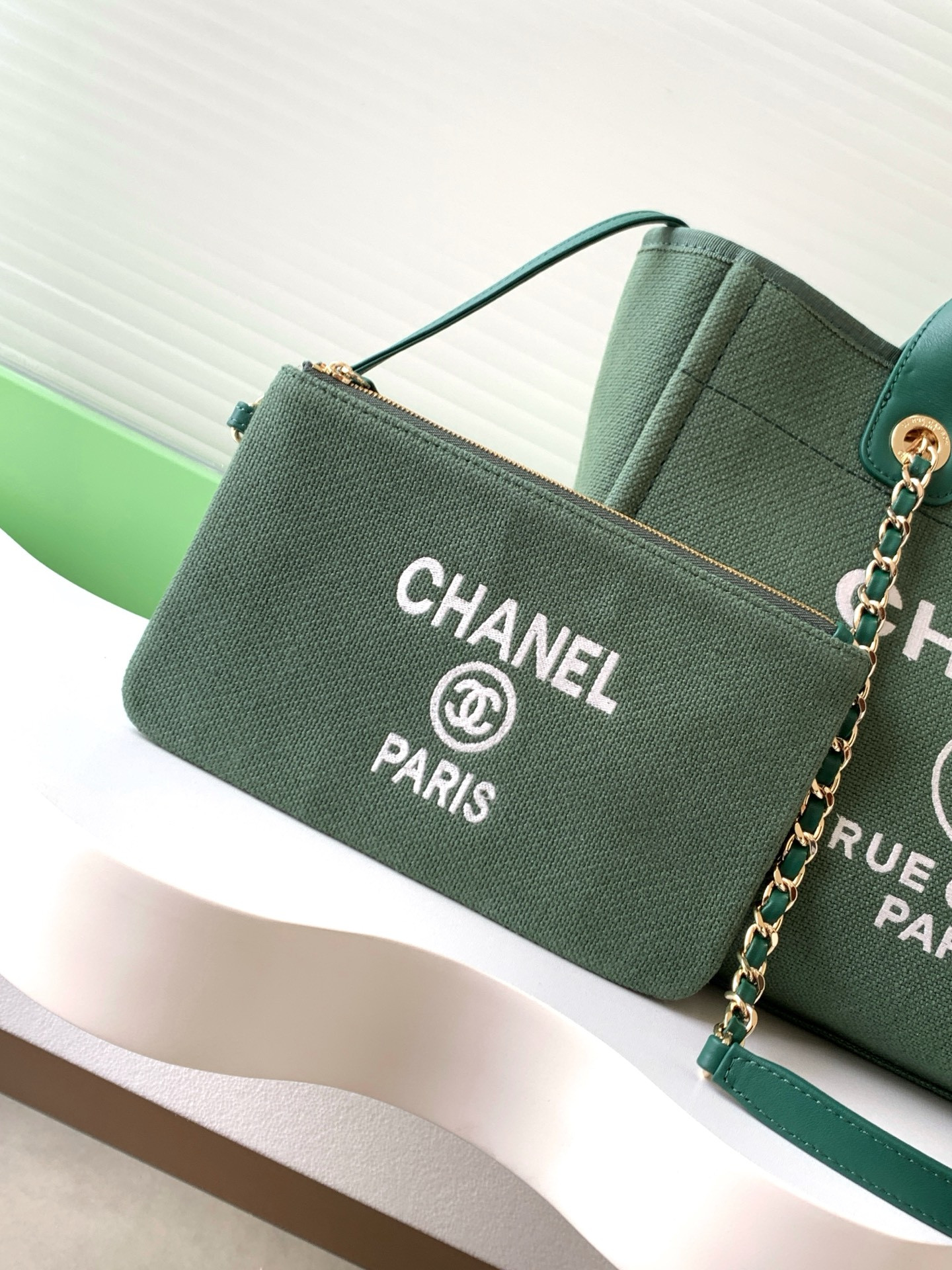 Ch**el deauville tote shopping bag 33x22x13cm