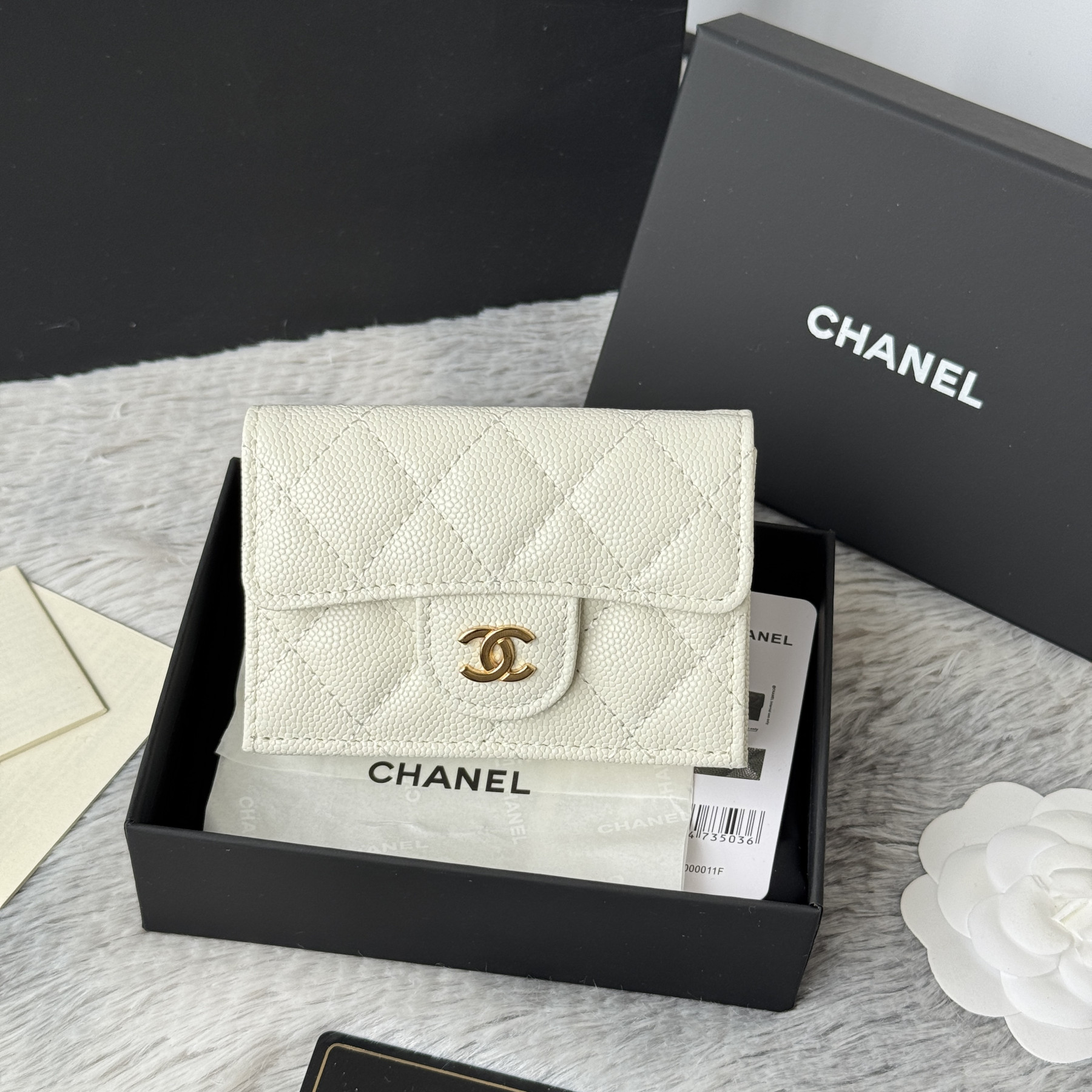 Ch**el card holder 10.5x7.5x3cm