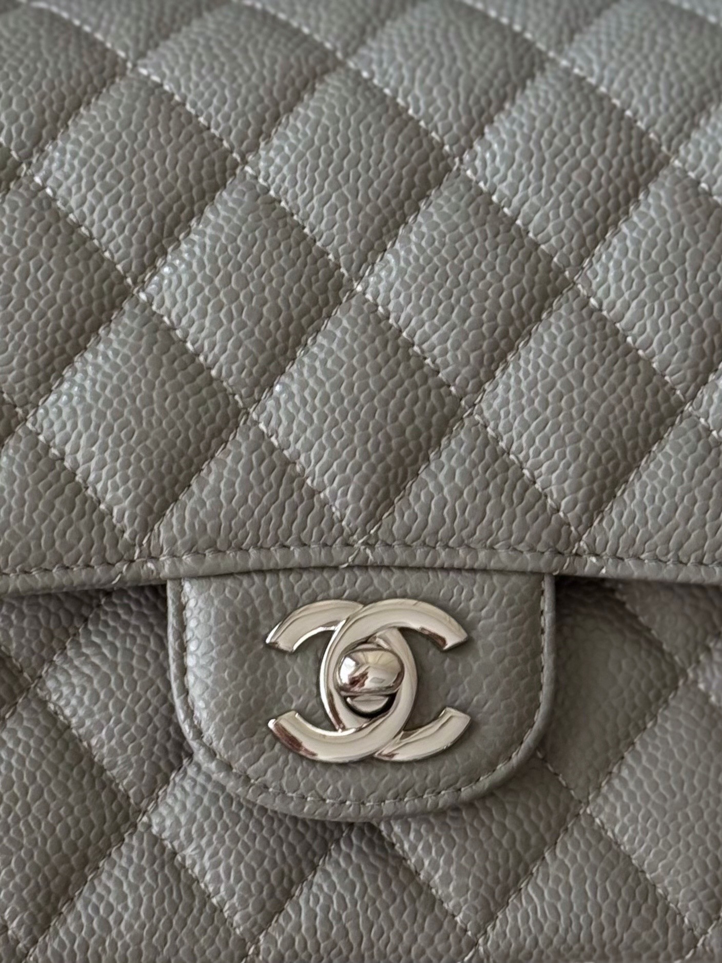 Ch**el flap bag 25x15.5x6.5cm