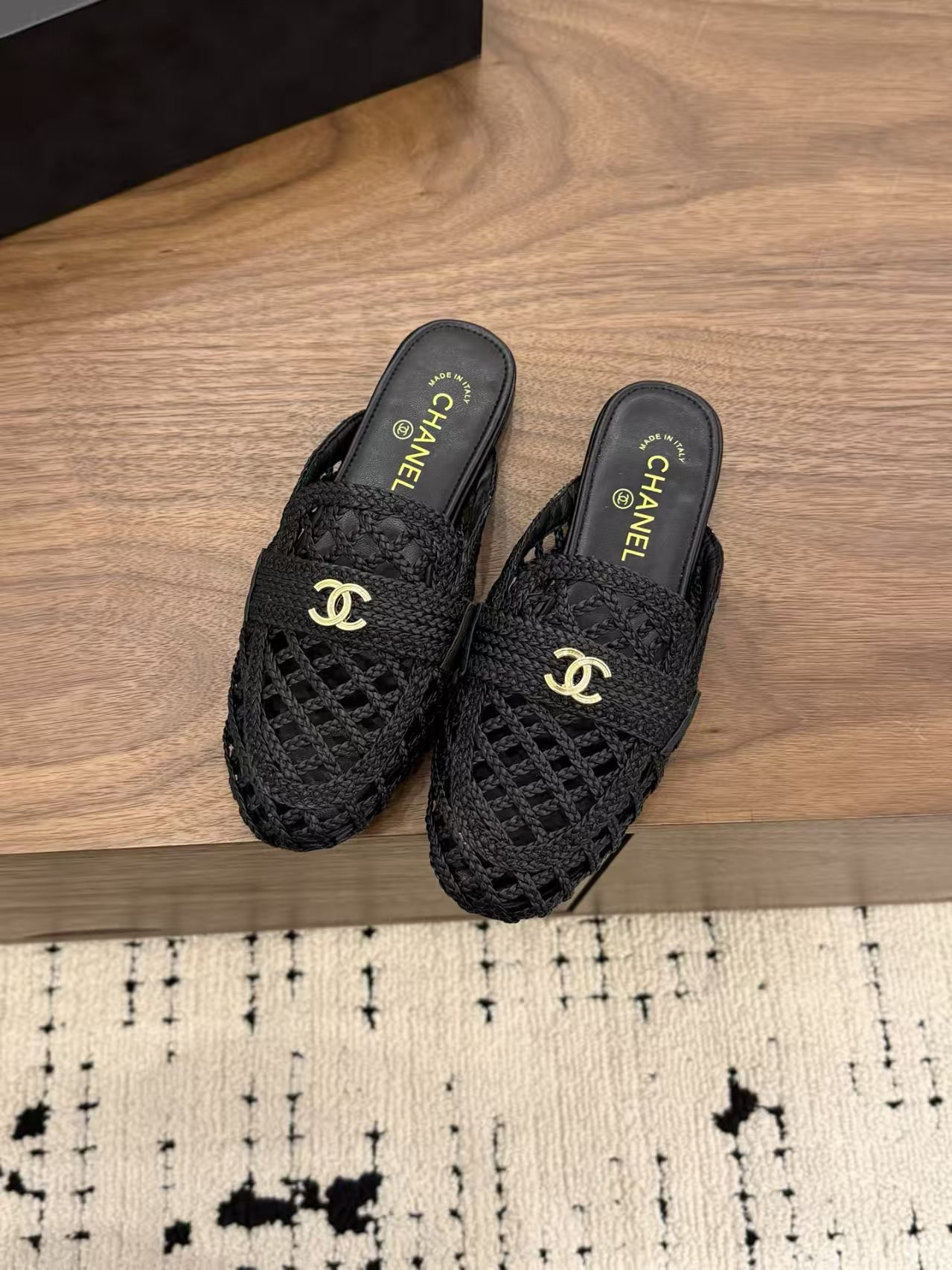 ua Ch**el mules